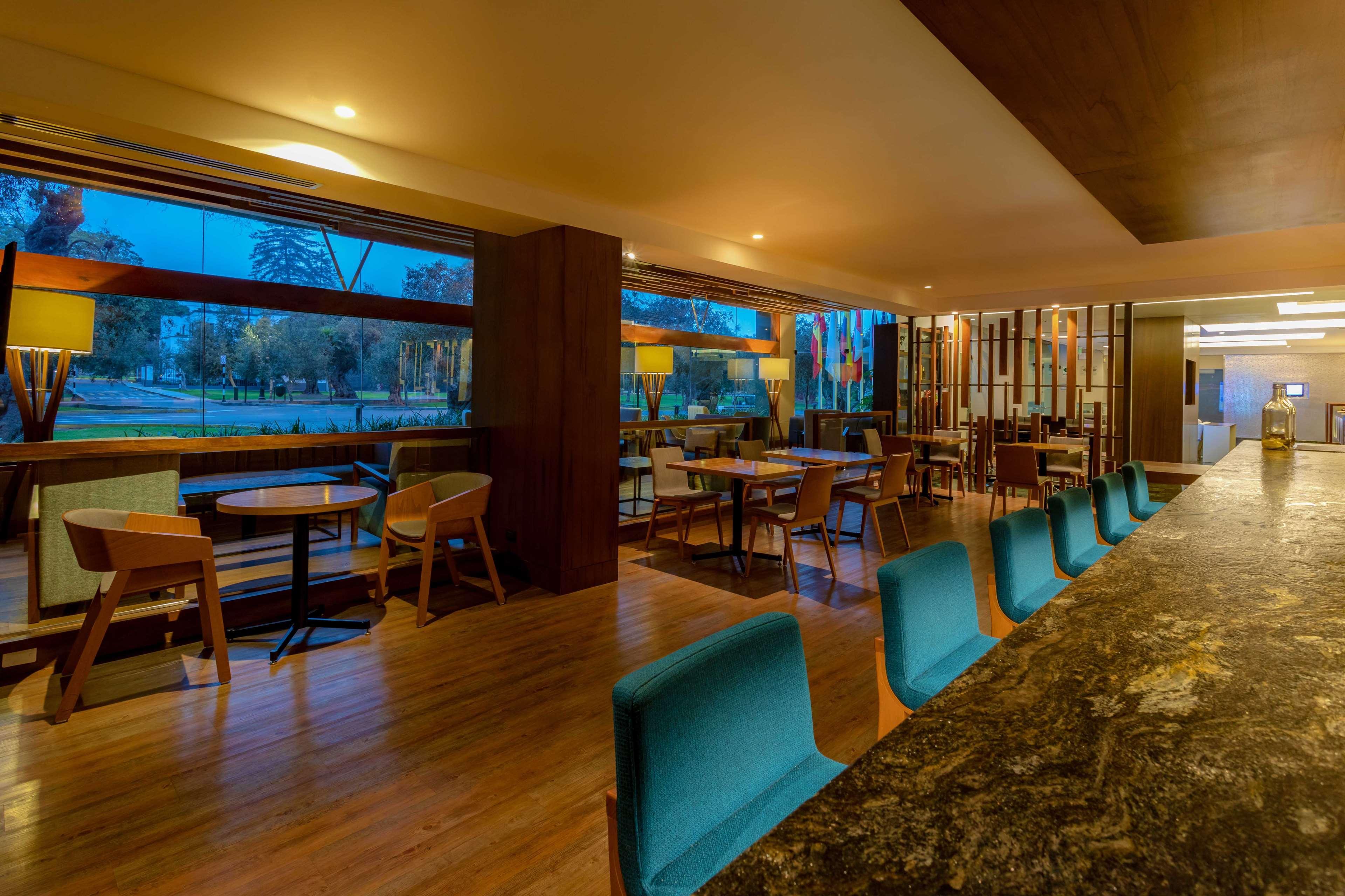 Sonesta Hotel El Olivar Lima Exterior photo The Bar