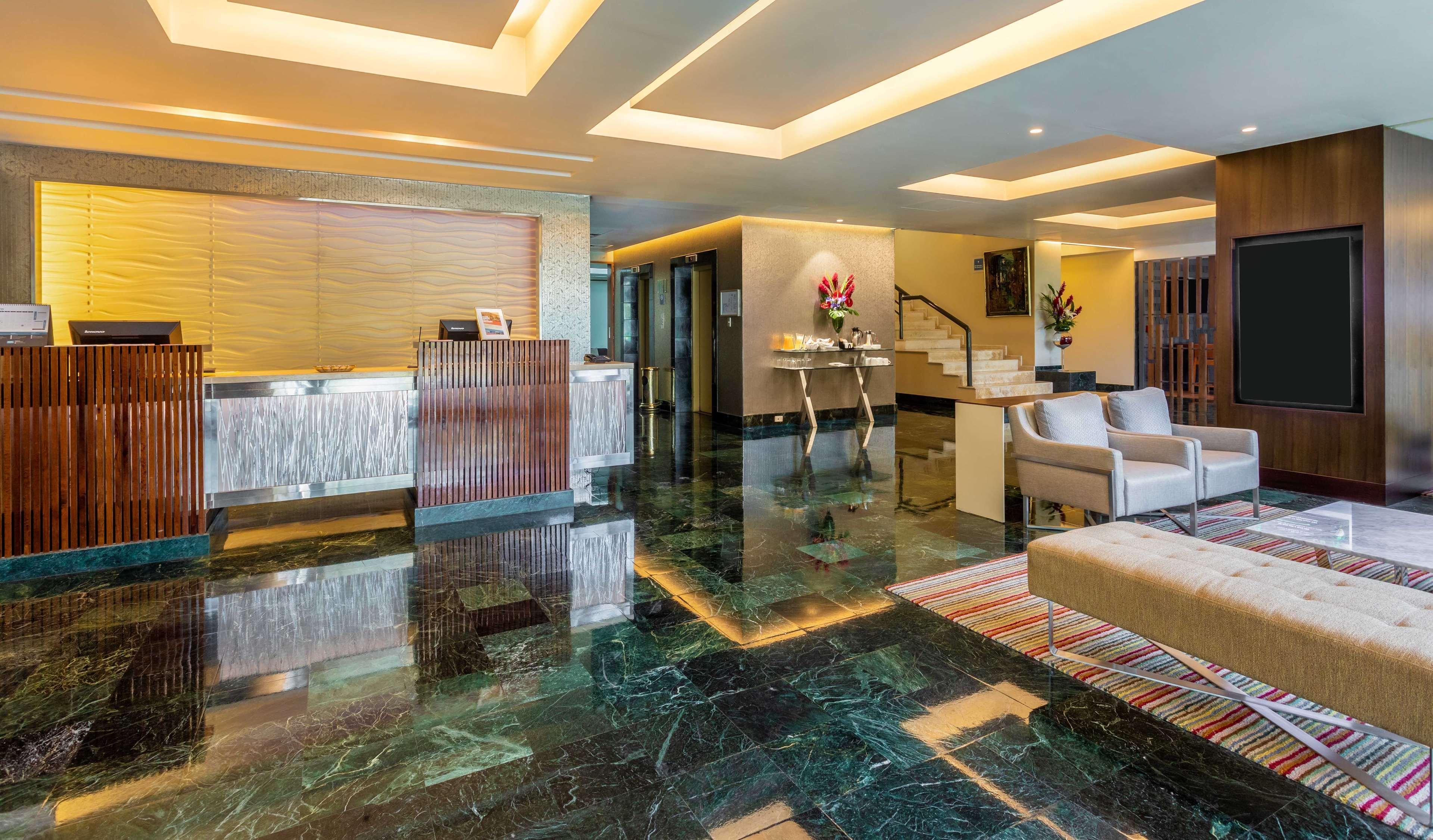 Sonesta Hotel El Olivar Lima Exterior photo Lobby